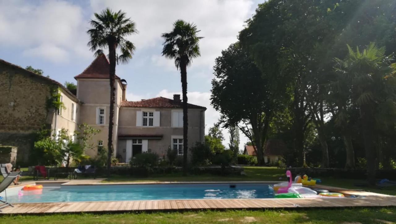 Chateau Saint Martin B&B Pouillon Exteriör bild